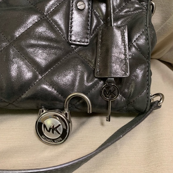 Michael Kors Quilted Leather Hamilton Satchel - Picture 3 of 8